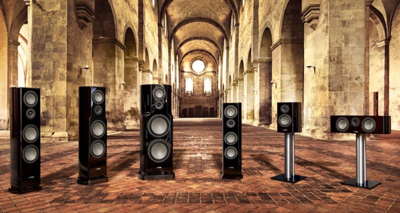 1366_2000 - What HI-FI? Thailand