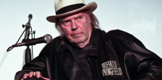 Neil Young นำอัลบั้มลง TIDAL (อีกครั้ง) แบบไม่มี MQA