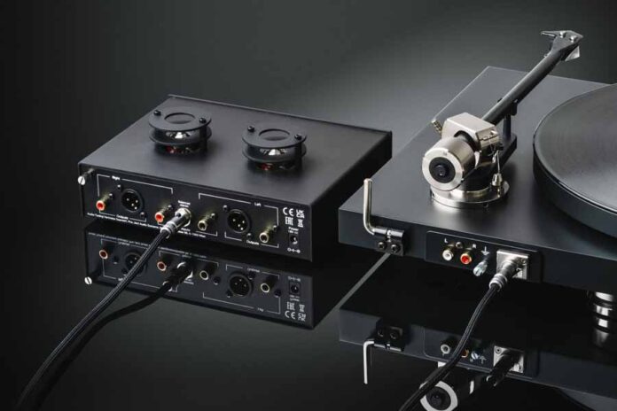 Pro-Ject-tube-box-S3-B-phono-hifi-news-august-2025-6